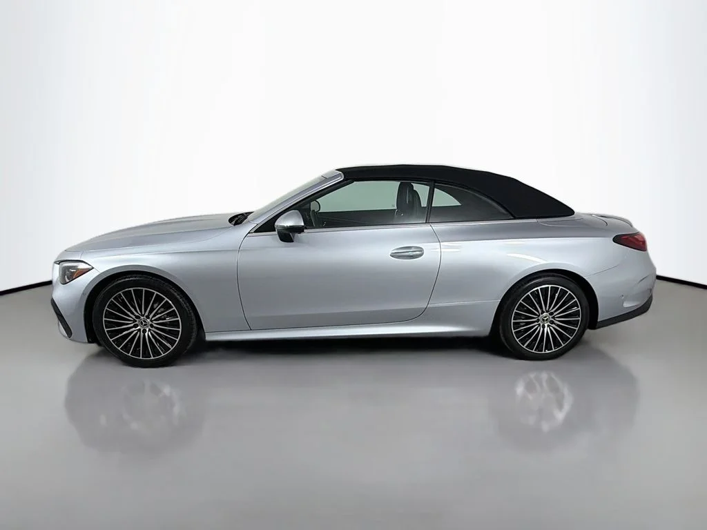 Used 2024 Green Mercedes-Benz CLE 300 image 8