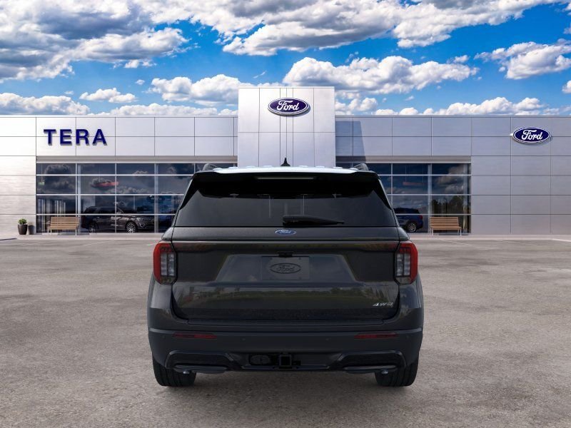 New 2026 Agate Black Metallic Ford ST-Line image 6