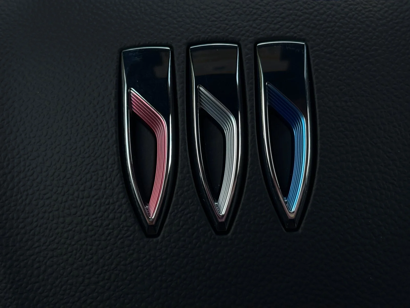 New 2026 Summit White Buick Sport Touring image 25