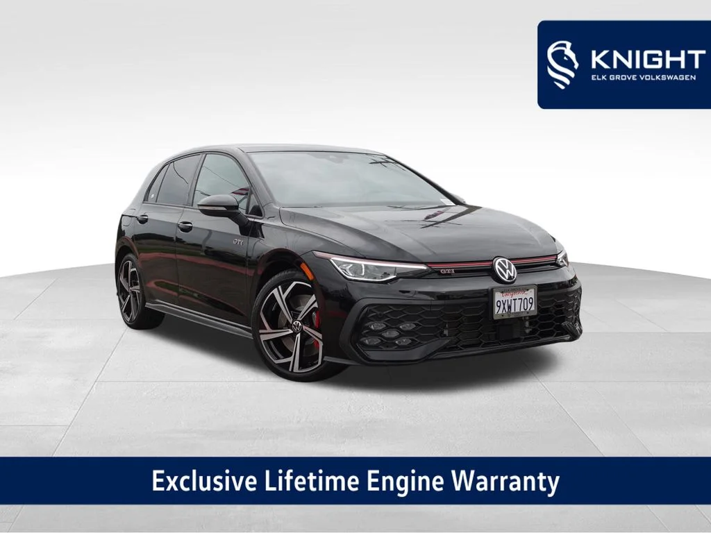 2025 Volkswagen Golf GTI 2.0T SE 4-door DSG's photo