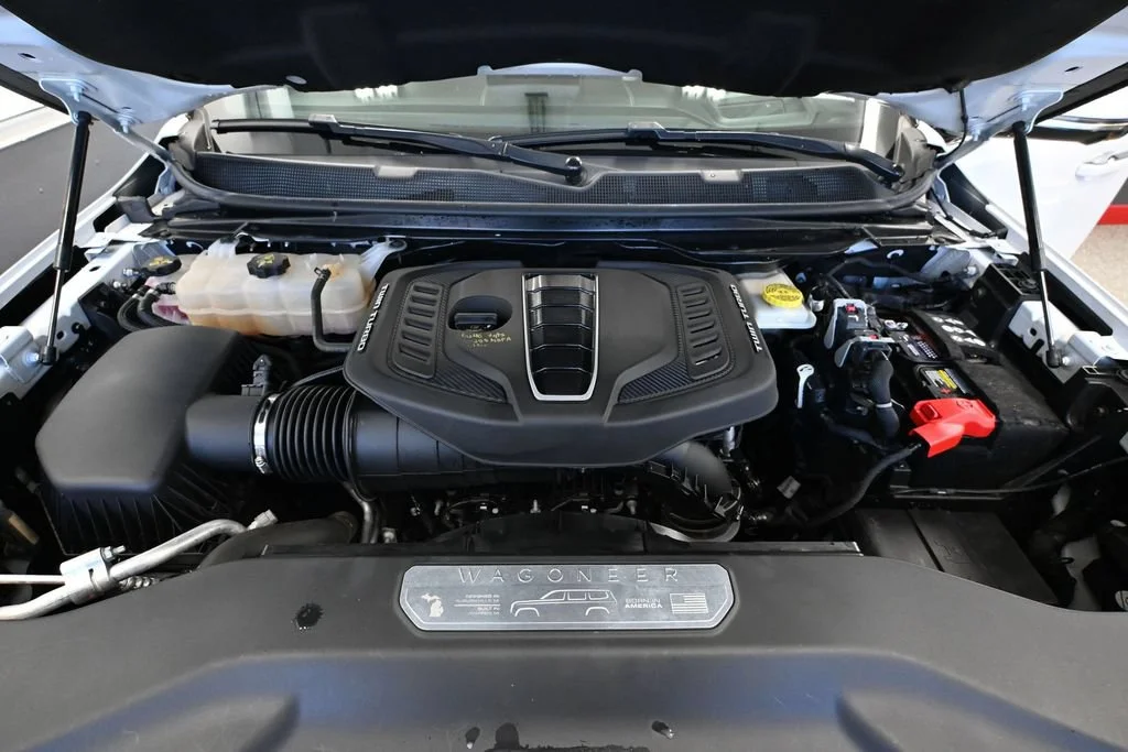 Used 2022 White Jeep Series II image 46