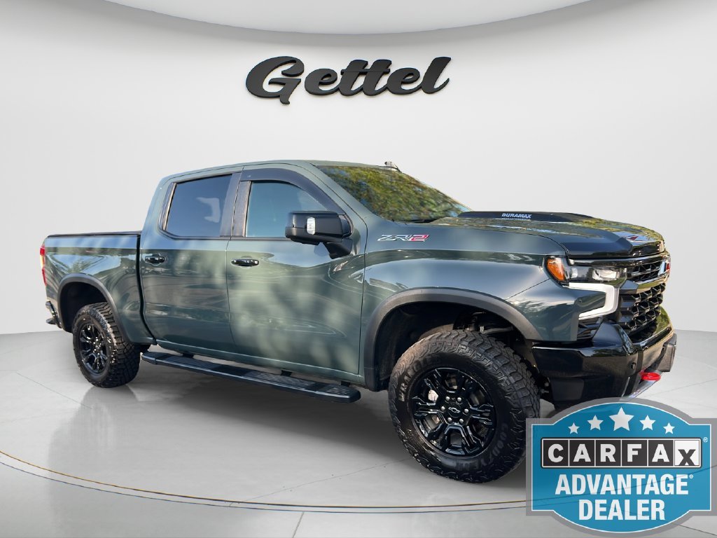 Used 2025 Gray Chevrolet ZR2 image 3