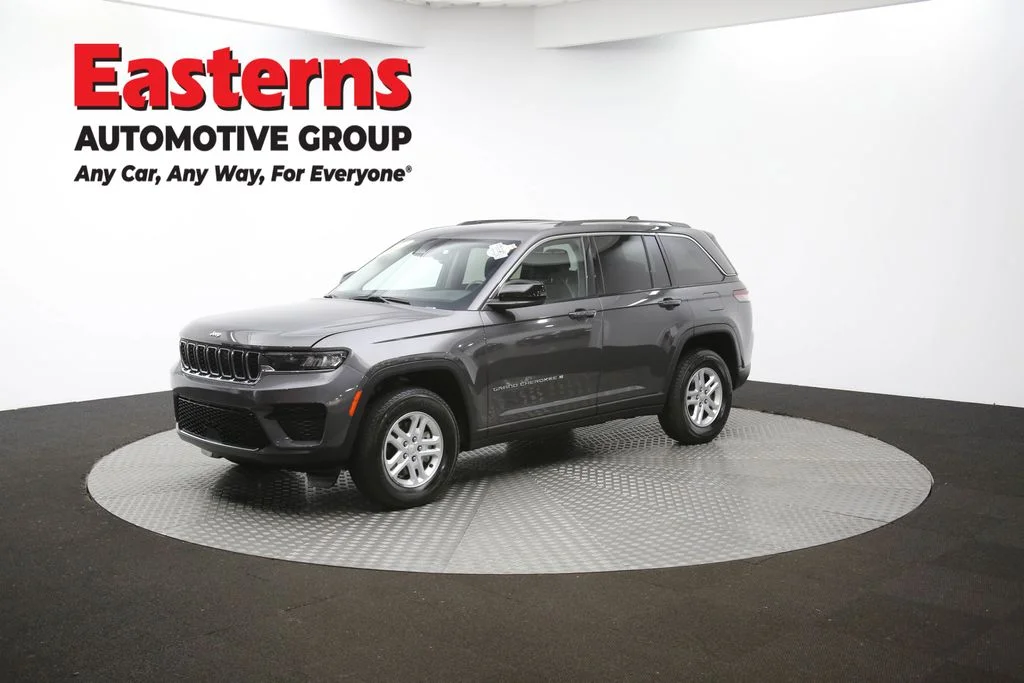 Used 2023 Gray Jeep Laredo image 56