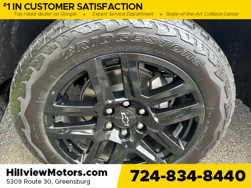 Used 2025 Black Chevrolet Z71 image 13