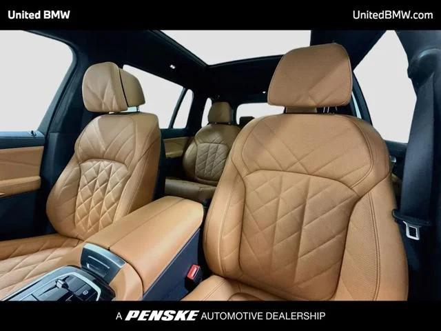 New 2027 Brooklyn Grey Metallic BMW X7 40i image 12