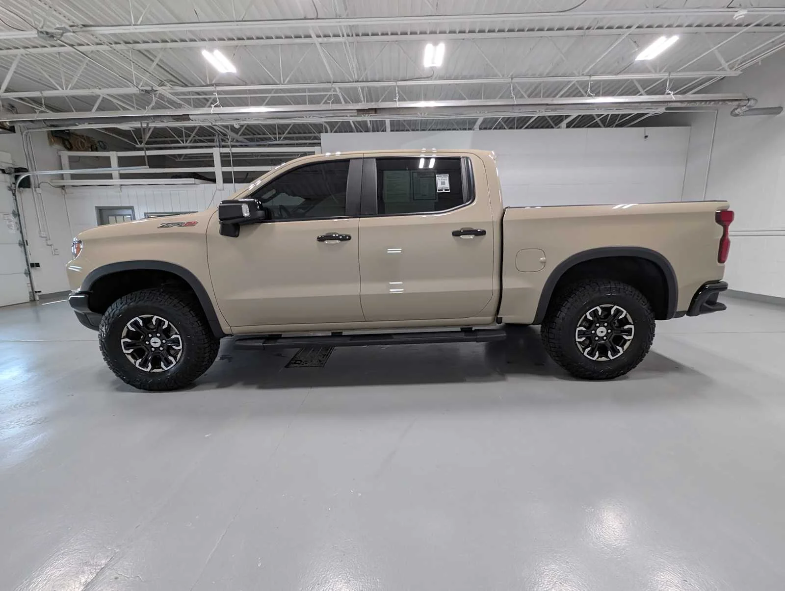 Used 2023 Sand Dune Metallic Chevrolet ZR2 image 11
