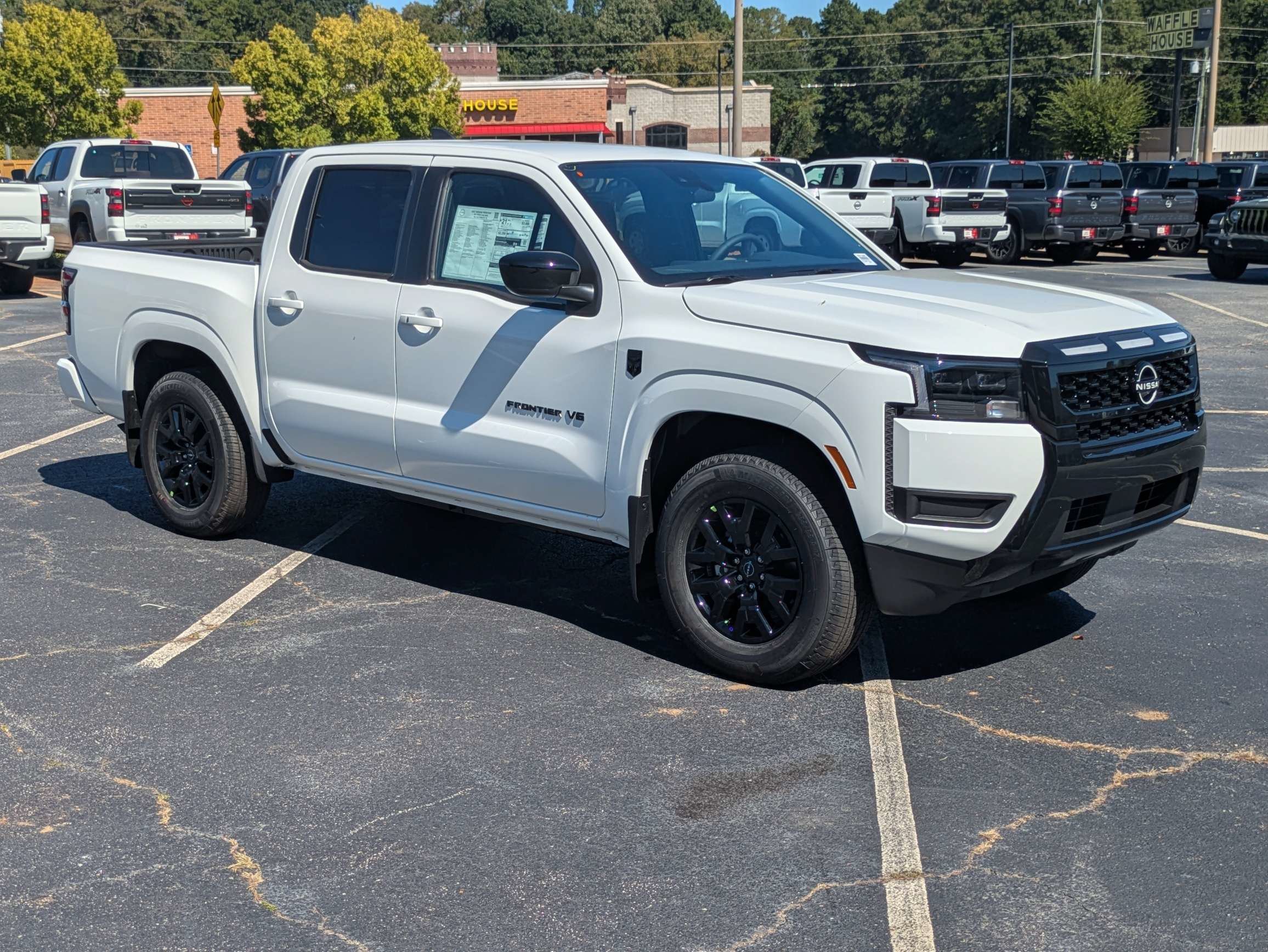 2027 Nissan Frontier SV