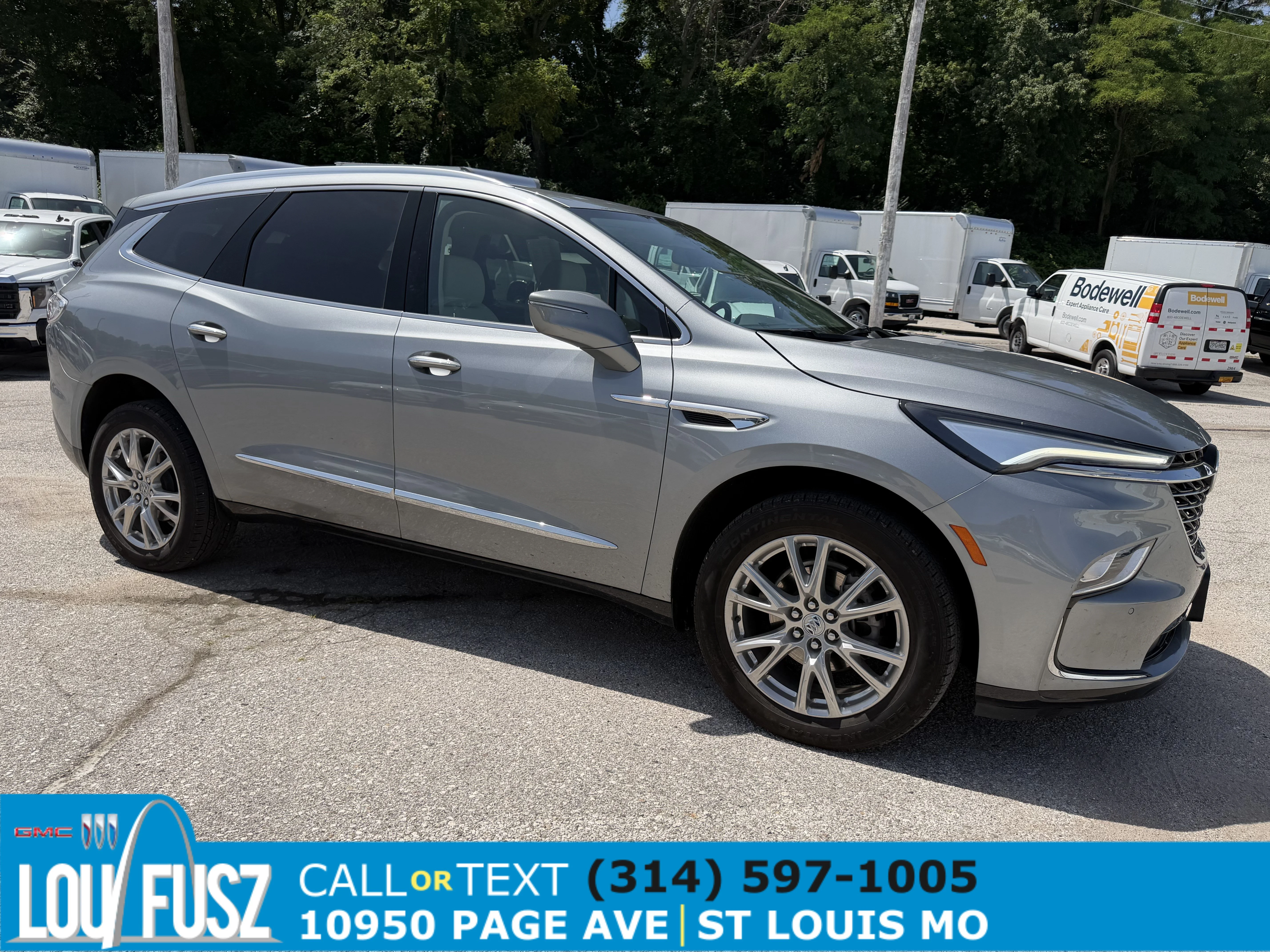 2024 Buick Enclave Essence's photo