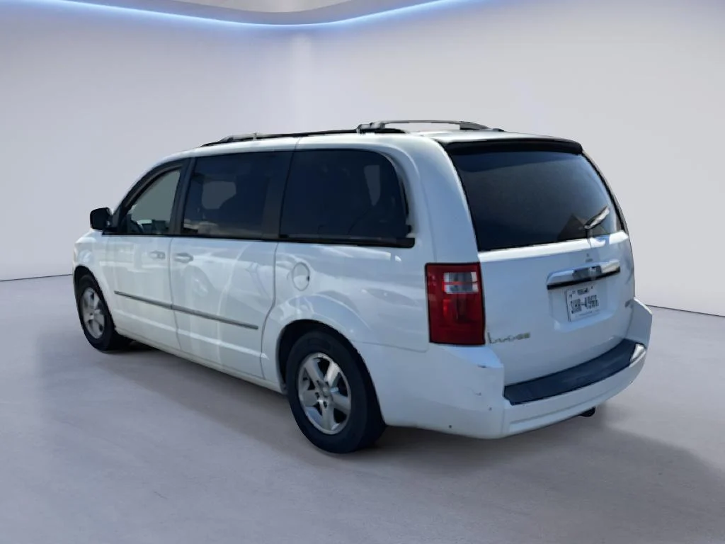 Used 2010 Stone White Clearcoat Dodge SXT image 5