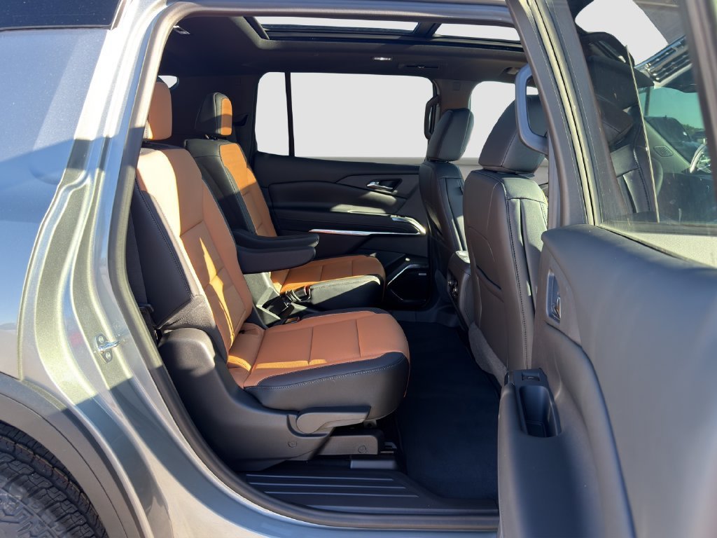 New 2027 Sterling Gray Metallic Chevrolet Z71 image 18