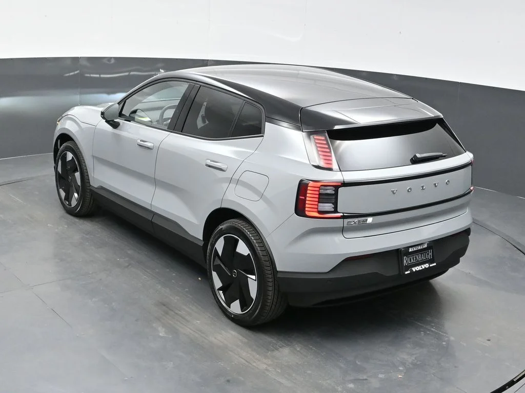 New 2026 Vapour Grey Volvo Twin Motor Performance Plus image 30