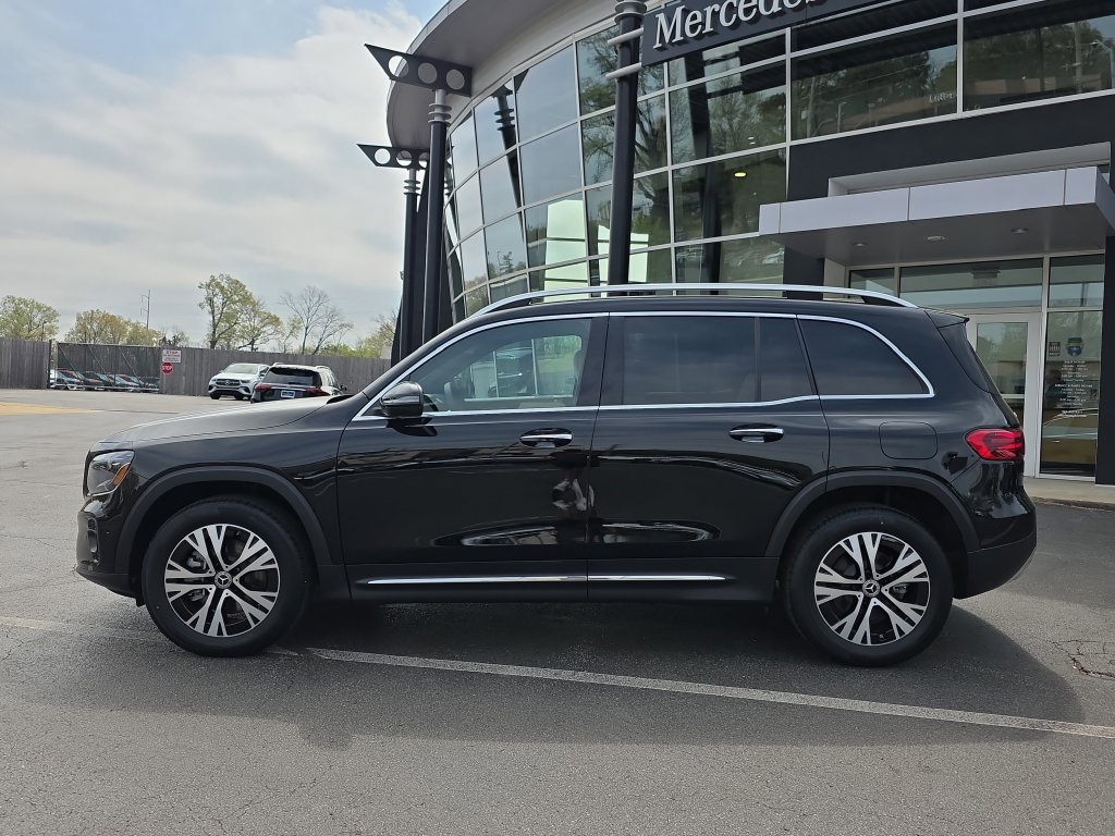New 2026 Black Mercedes-Benz GLB 250 image 2