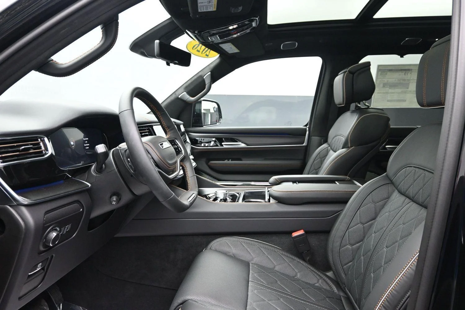 New 2026 High Gloss Black Jeep Summit Reserve image 19