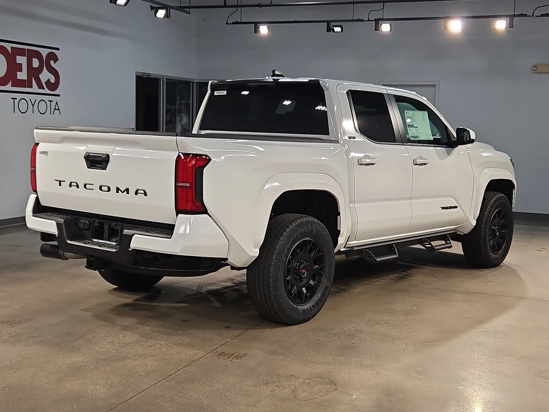New 2026 Ice Cap Toyota SR5 image 7