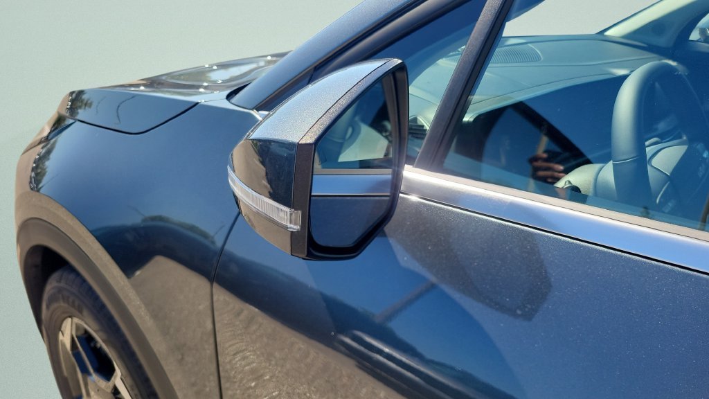 New 2027 Gravity Gray Kia EX image 27