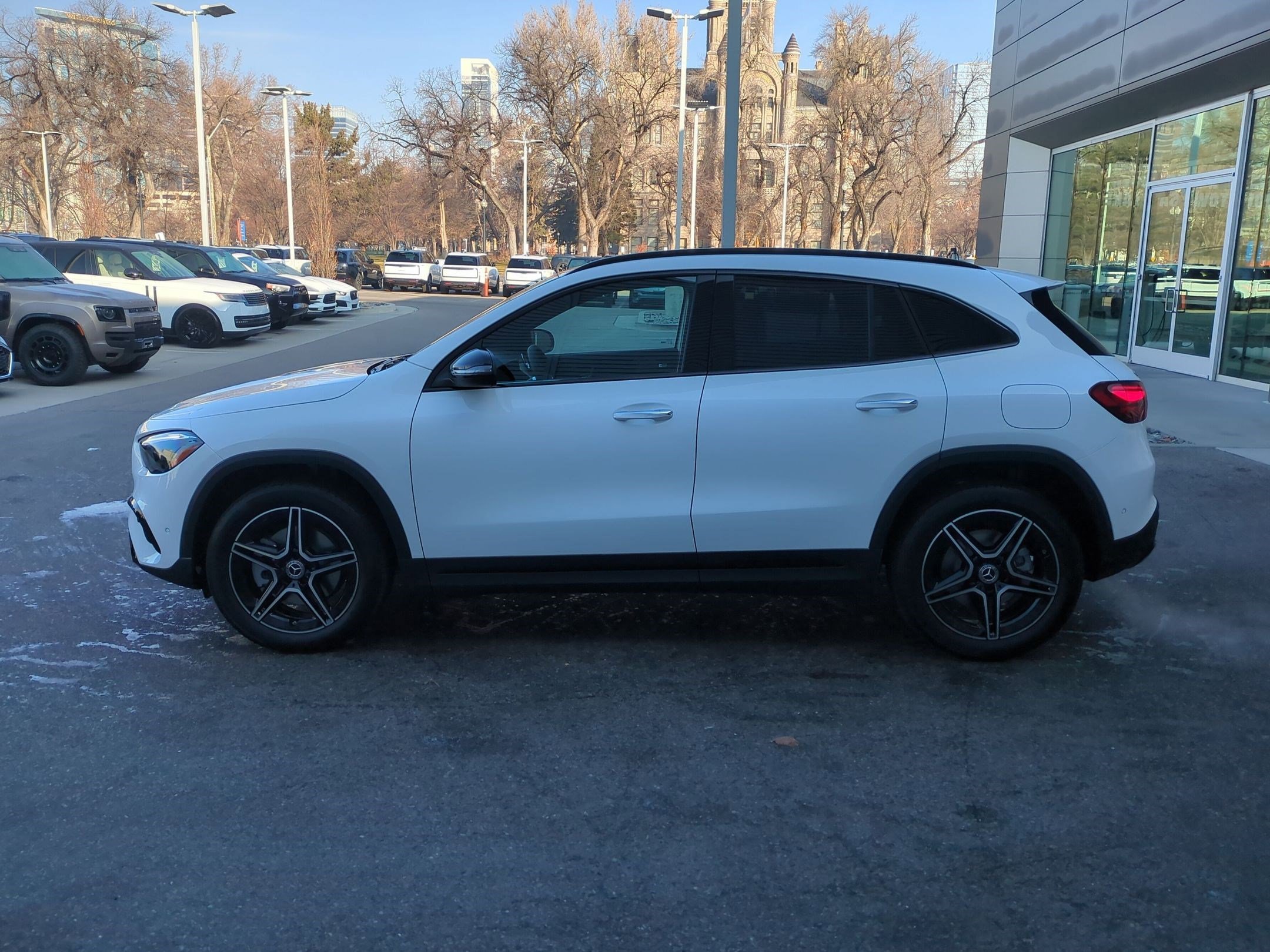 New 2026 Polar White Mercedes-Benz GLA 250 image 22