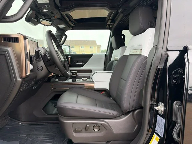 2025 GMC HUMMER EV 3X - Photo 12