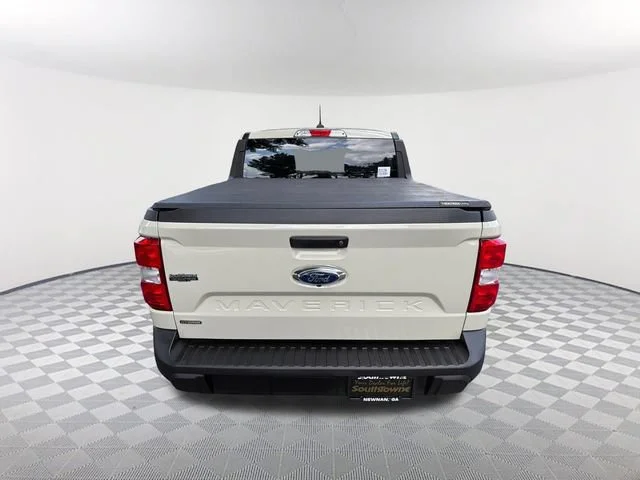 Used 2024 Beige Ford XLT image 6