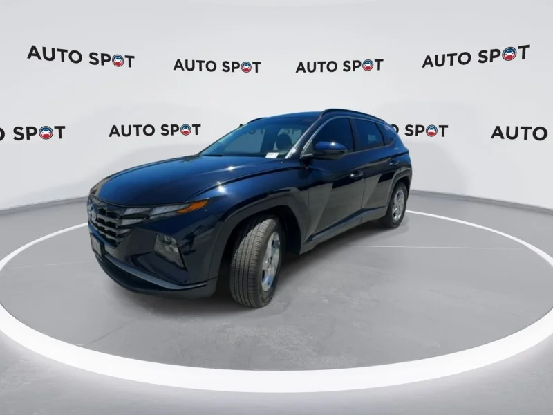 Used 2022 Intense Blue Hyundai SEL image 4