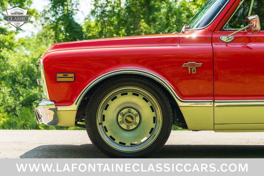 Used 1968 Orange Chevrolet  image 17