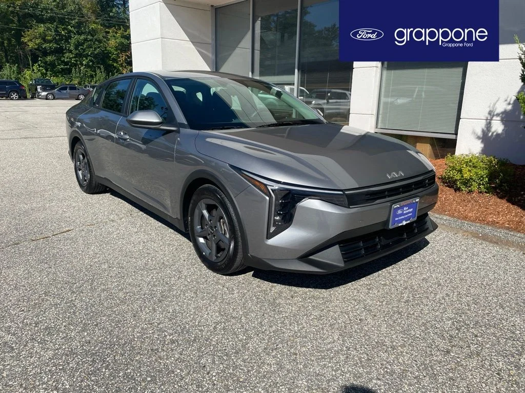 Used 2025 Steel Gray Kia LXS image 1