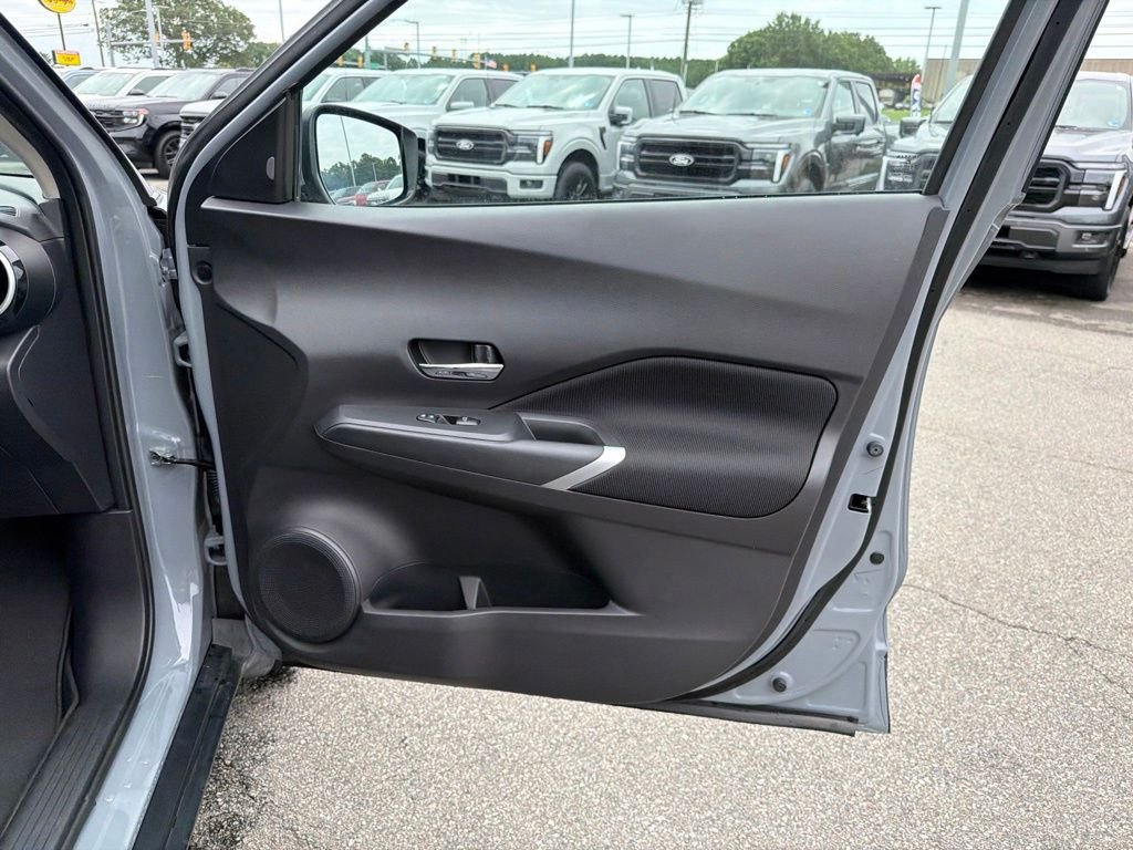 Used 2024 Boulder Gray Metallic Nissan SV image 23