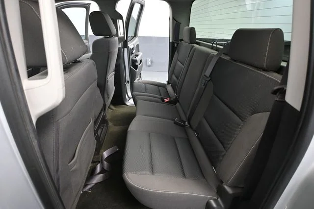 Used 2016 Silver Chevrolet LT image 31