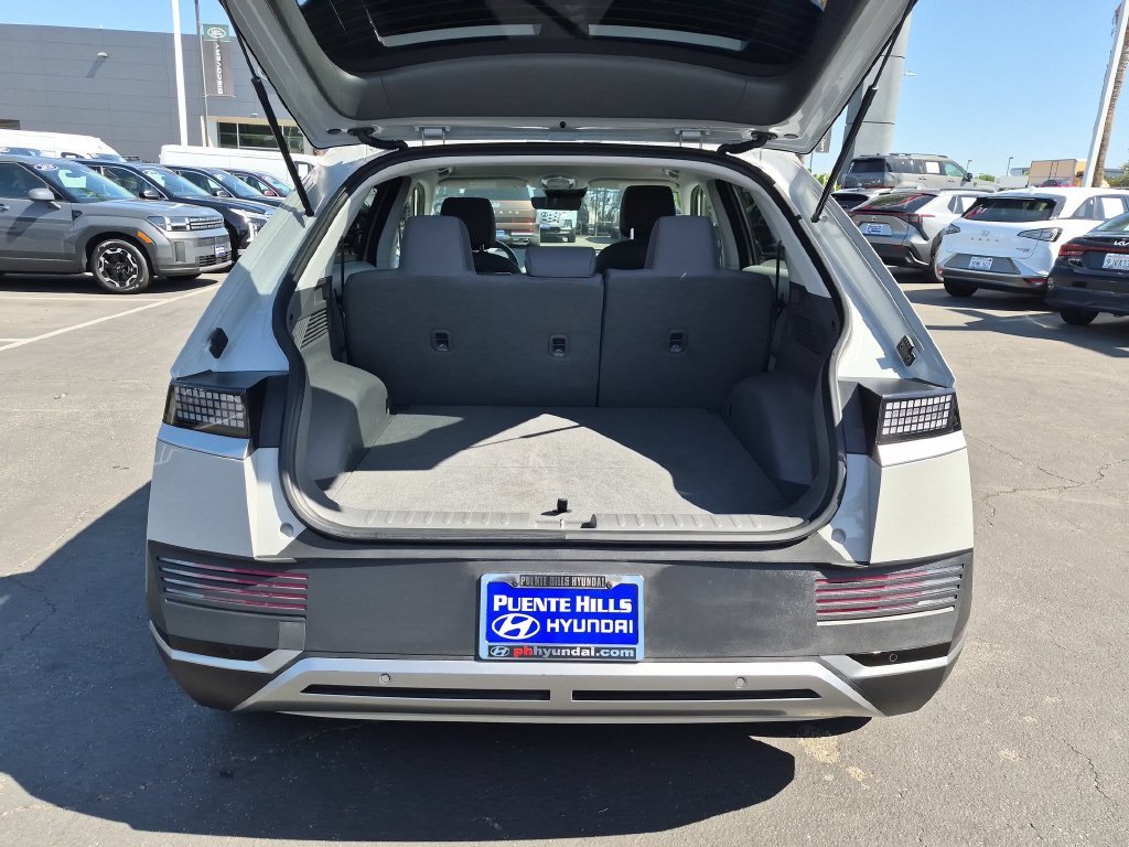 2024 Hyundai IONIQ 5 SE - Photo 32