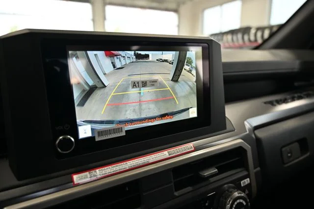 2026 Toyota Tacoma SR5 - Photo 17