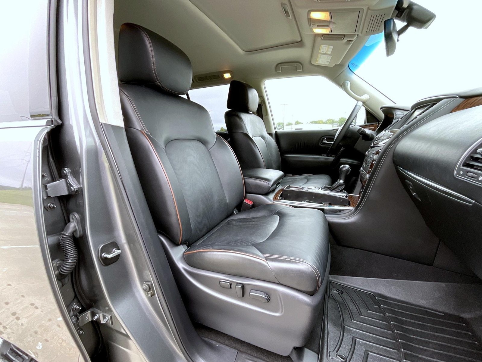 Used 2017 Gun Metallic Nissan Platinum image 25