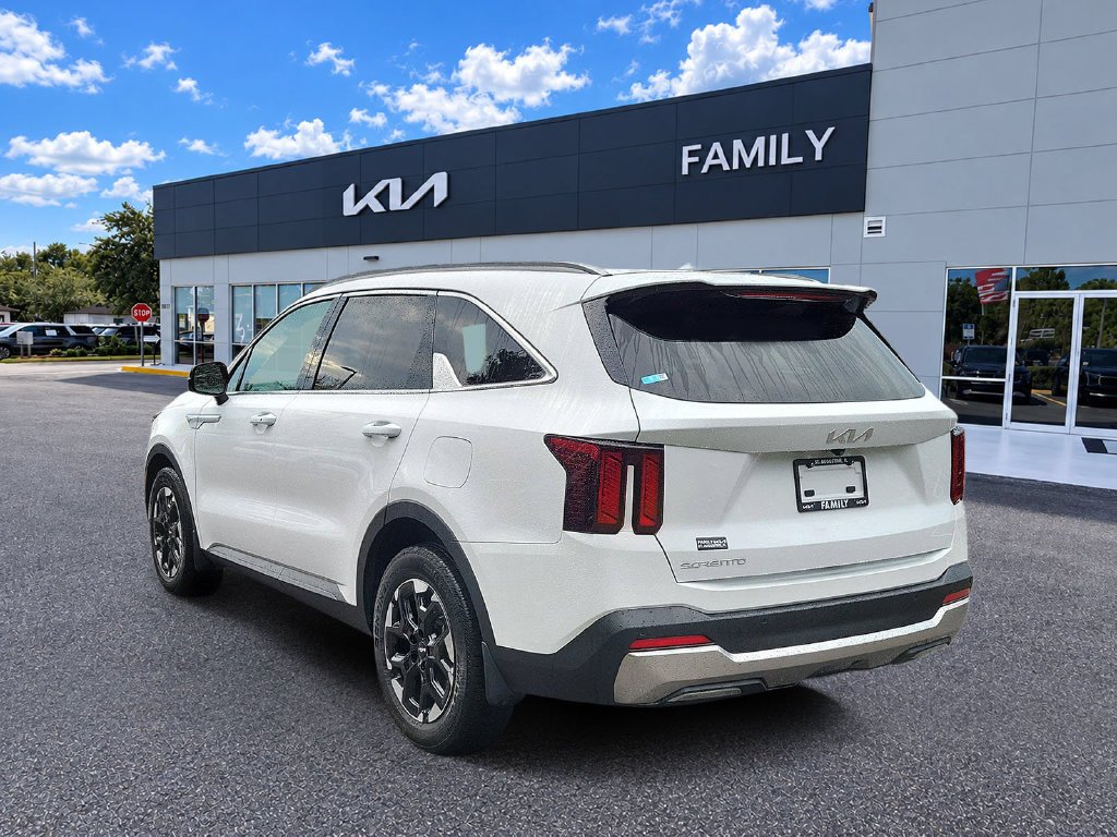 Certified Used 2025 Glacial White Pearl Kia S image 4