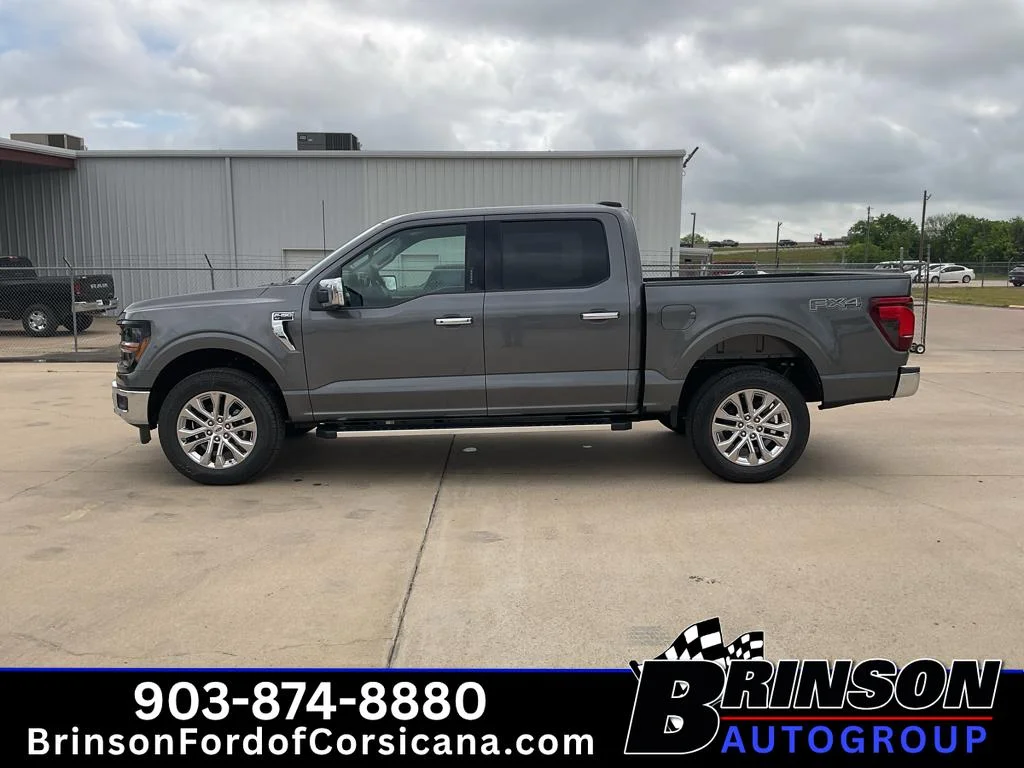 New 2026 Carbonized Gray Metallic Ford XLT image 3
