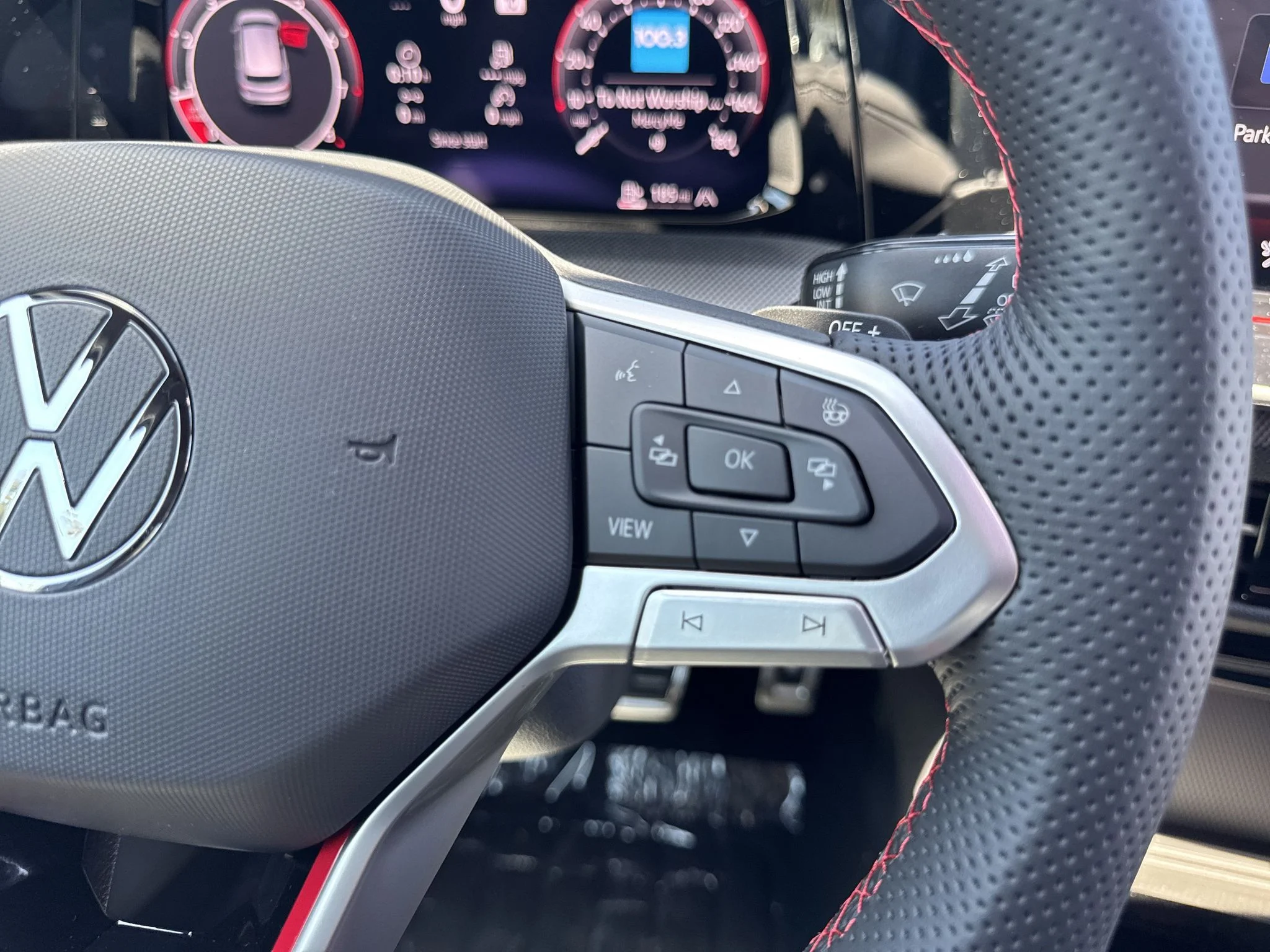 New 2026 Moonstone Gray Volkswagen SE image 20