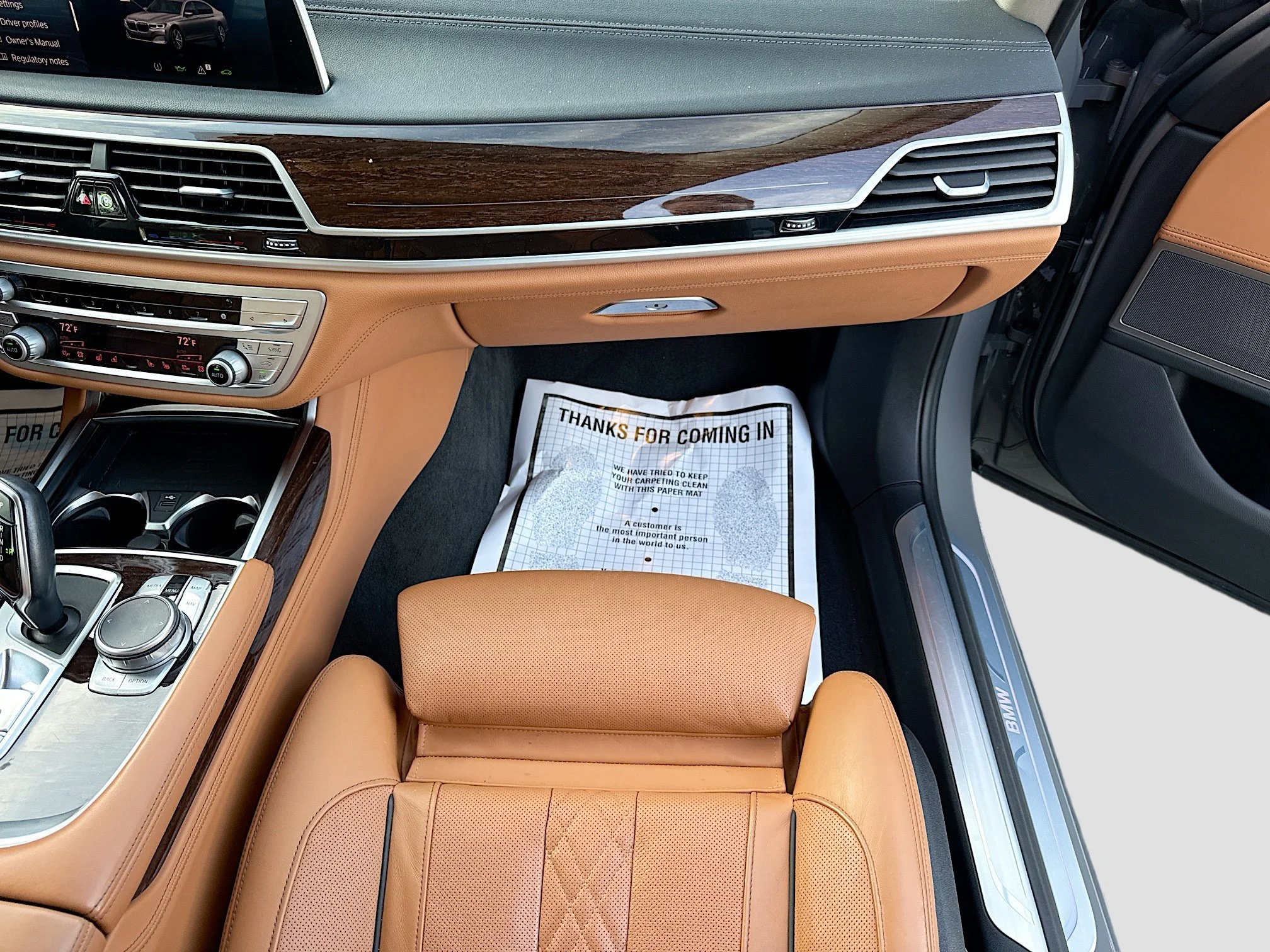 Used 2021 Bernina Grey Amber Effect BMW 750i xDrive image 18
