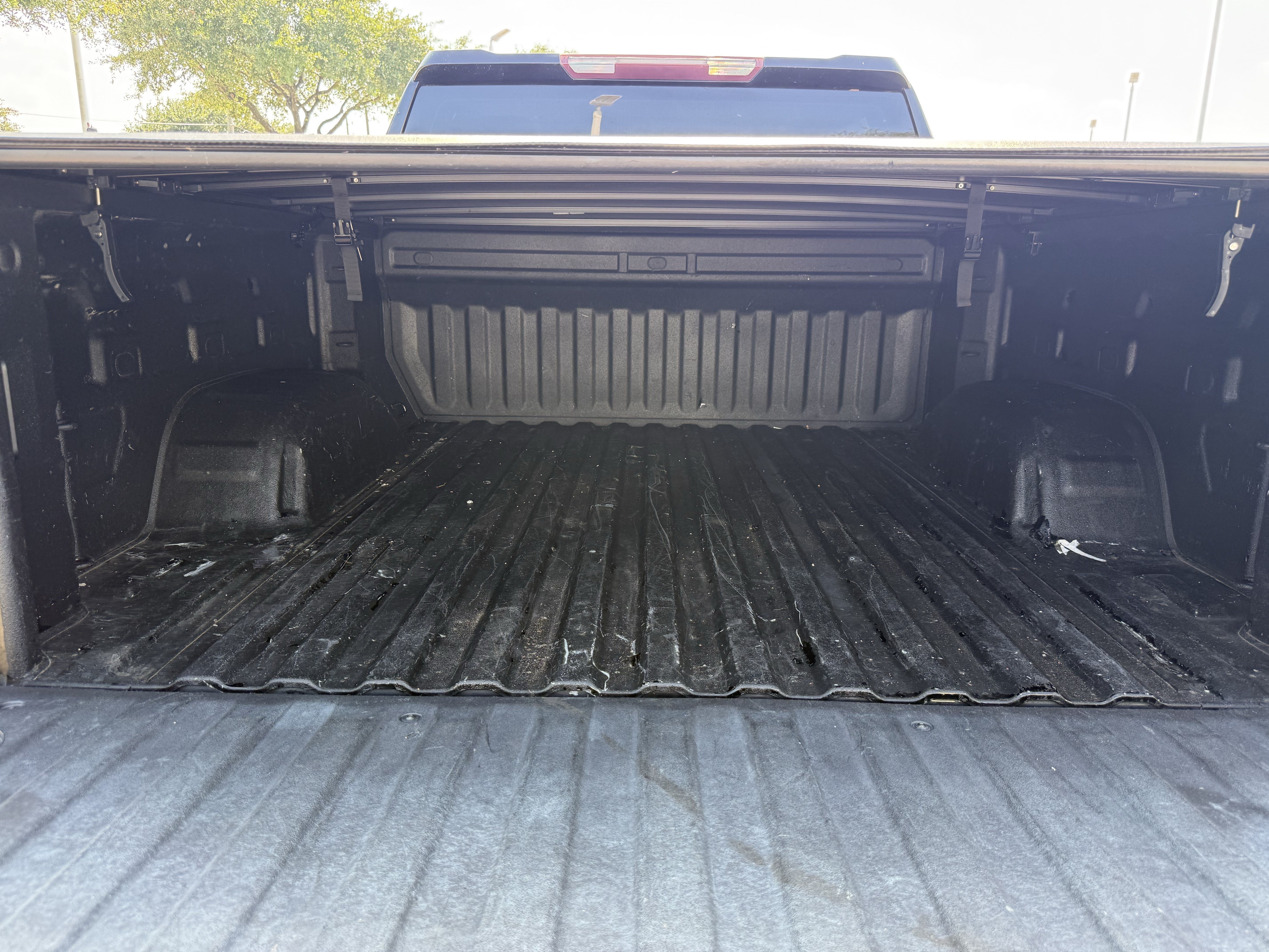 Used 2020 Black Chevrolet LT image 27