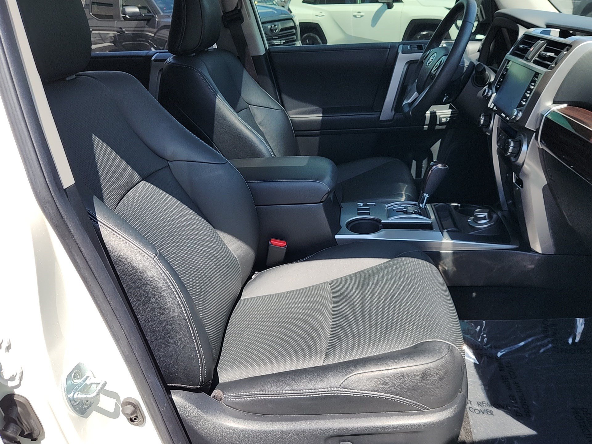 2021 Toyota 4Runner Limited - Photo 31