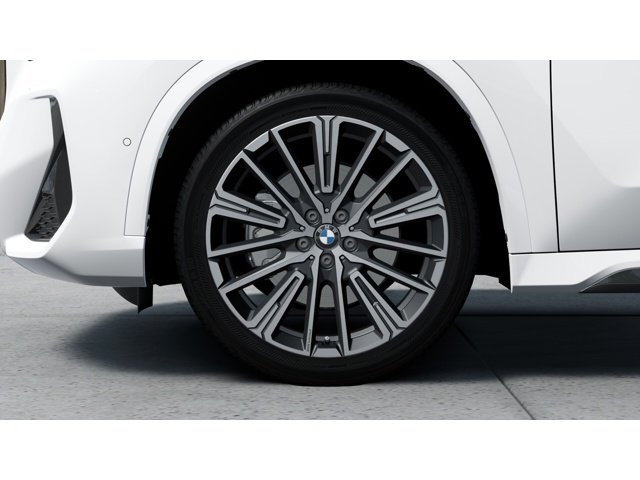 New 2026 Alpine White BMW  image 7
