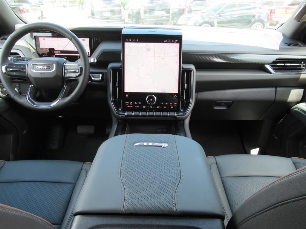 2026 GMC Yukon AT4 - Photo 12