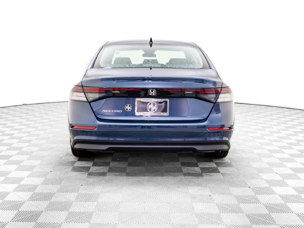 New 2026 Canyon River Blue Metallic Honda SE image 4