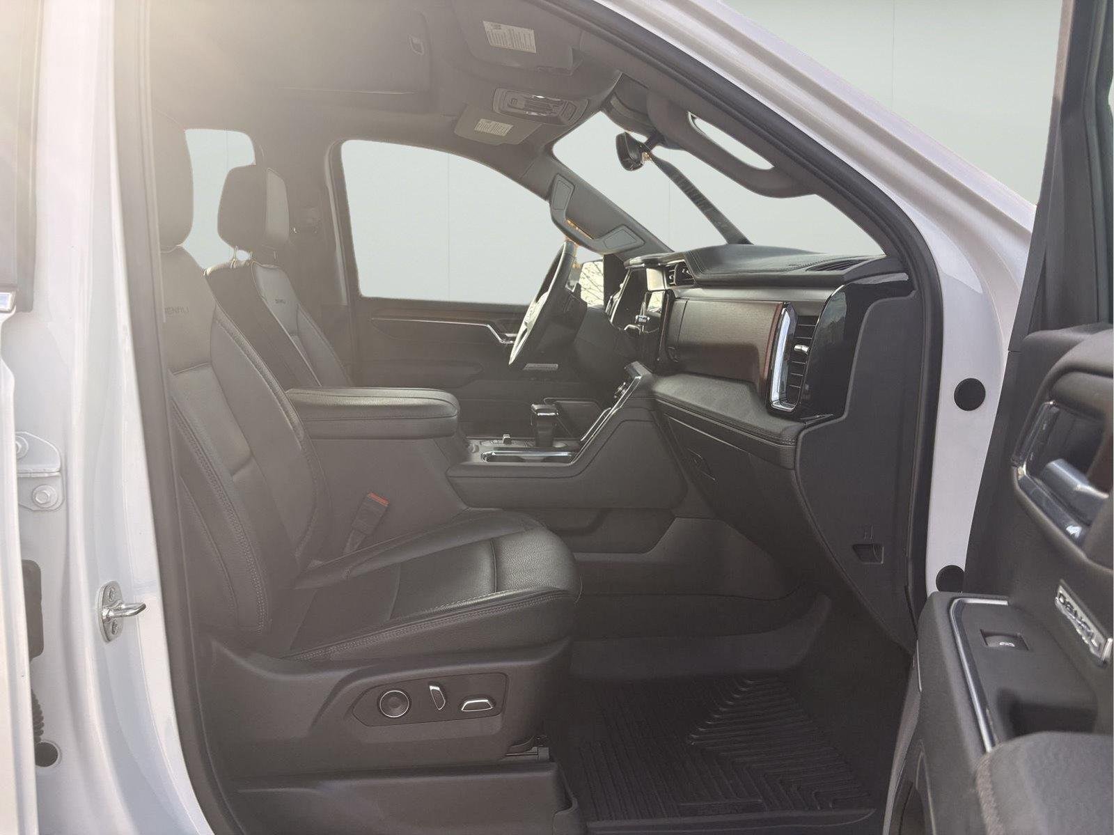 Certified Used 2025 White Frost Tri-Coat GMC Denali image 14
