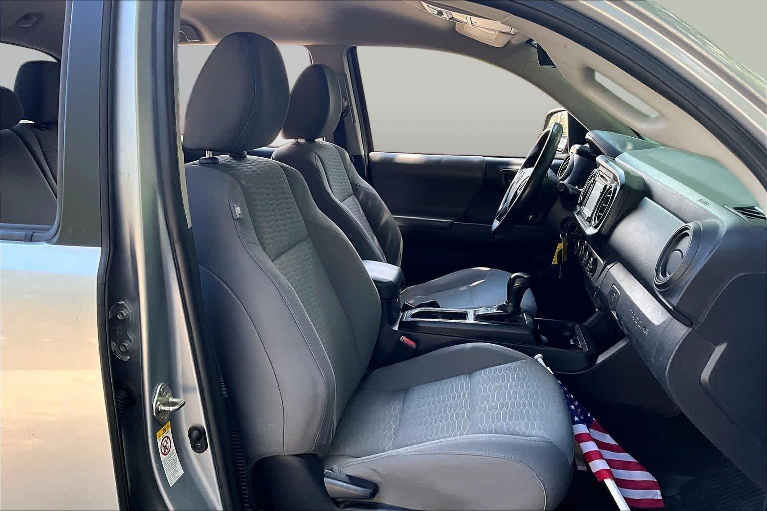 Used 2019 Silver Sky Metallic Toyota SR image 9