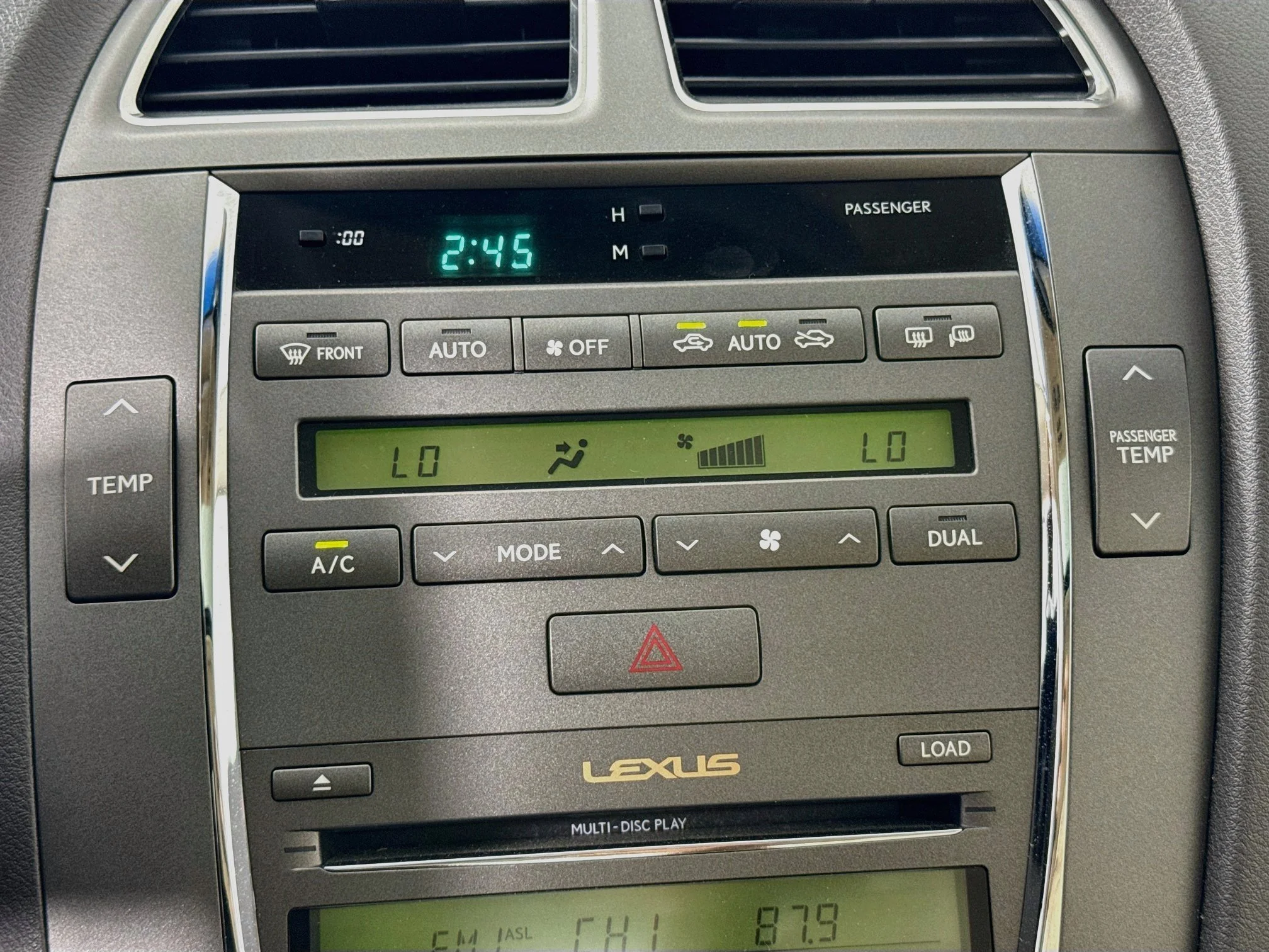 Used 2010 Starfire Pearl Lexus 350 image 16