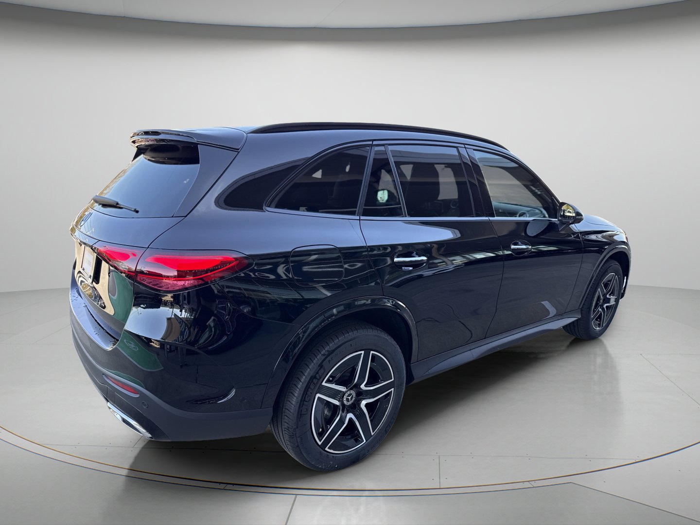 Certified Used 2026 Black Mercedes-Benz GLC 300 image 10
