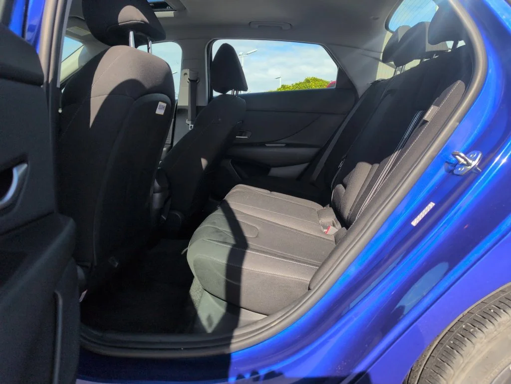 Certified Used 2025 Blue Hyundai SEL Convenience image 9