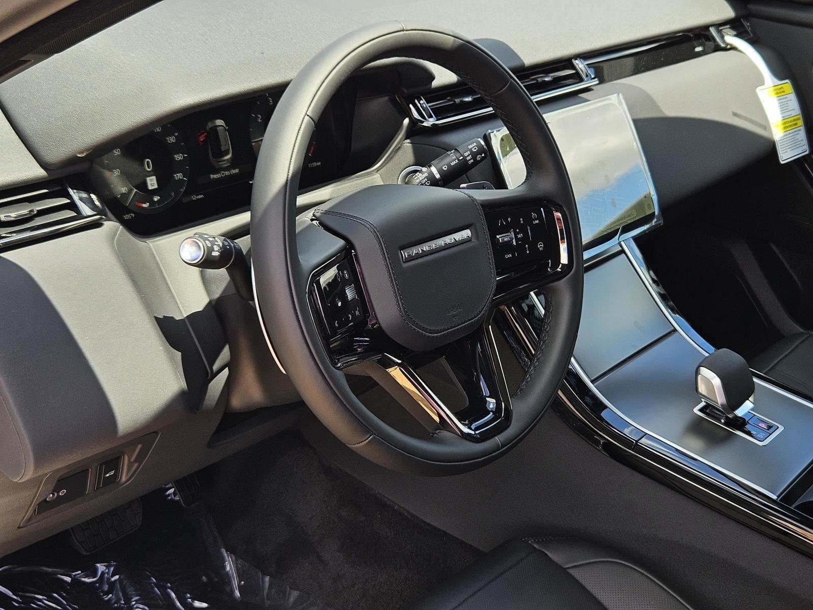 New 2026 Fuji White Land Rover S image 26