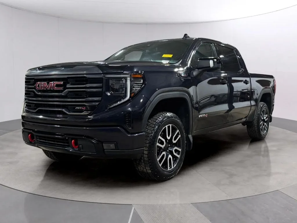 Used 2022 Silver GMC AT4 image 7