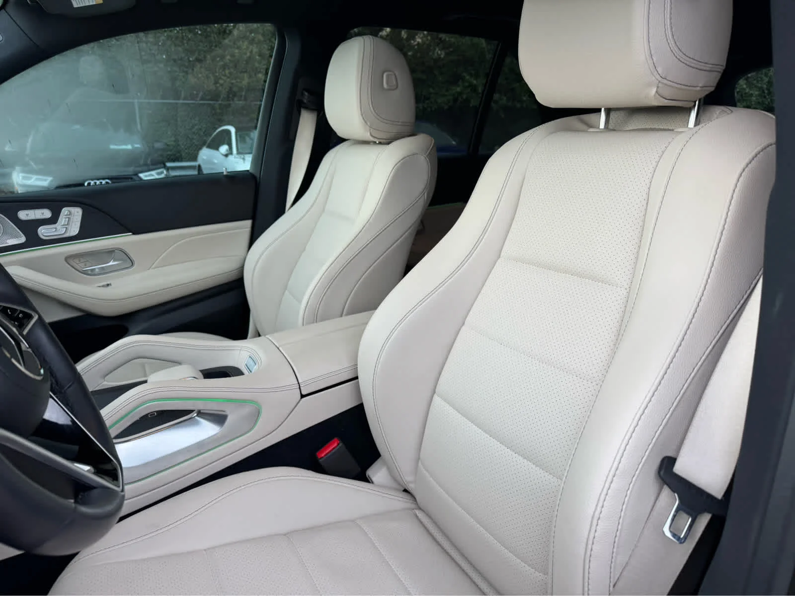 Used 2025 Black Mercedes-Benz GLE 350 image 10