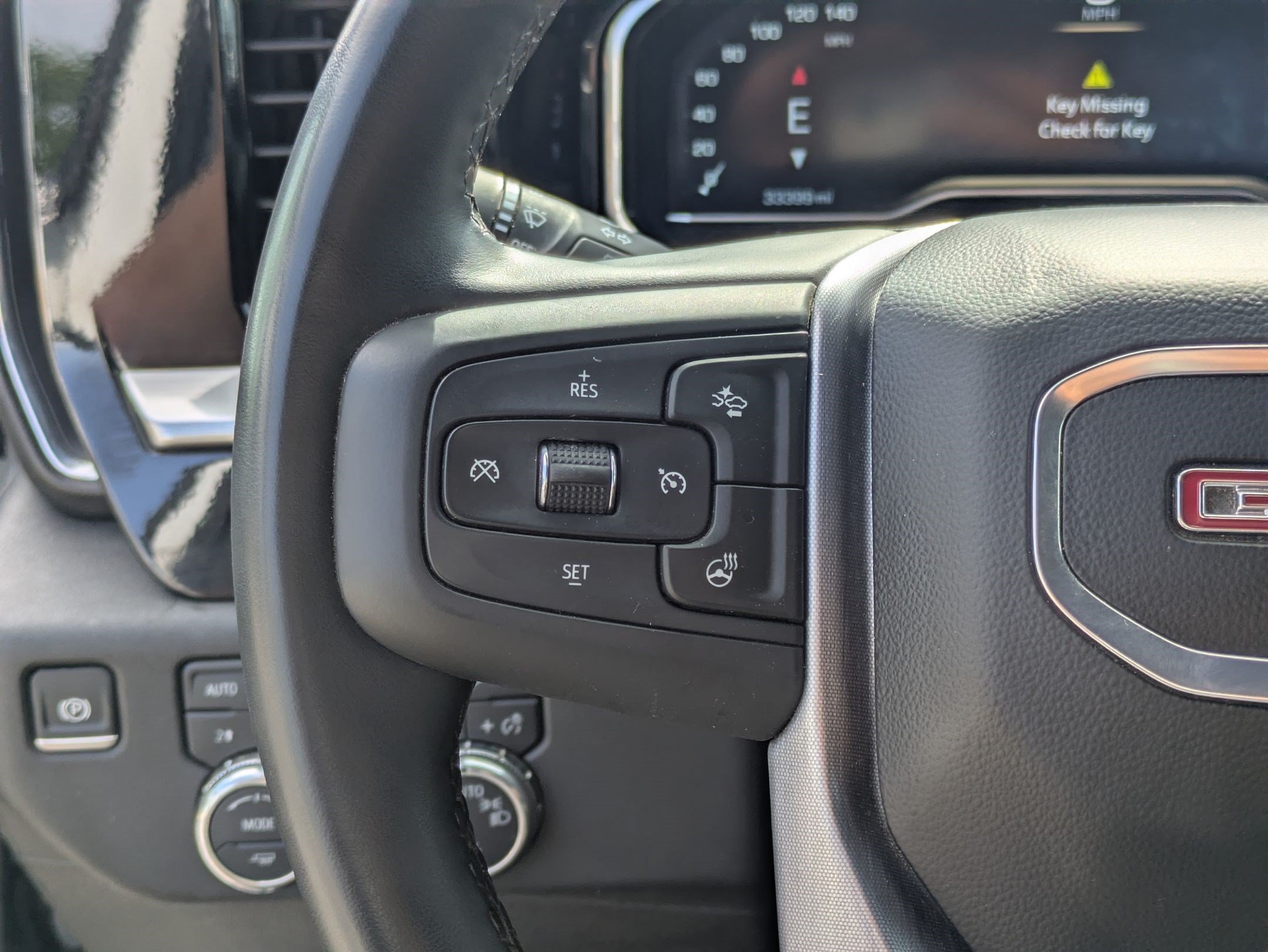Used 2024 Summit White GMC SLE image 18