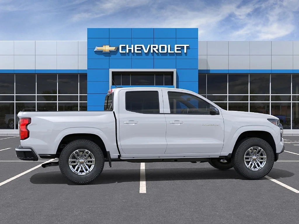 New 2026 Summit White Chevrolet LT image 6