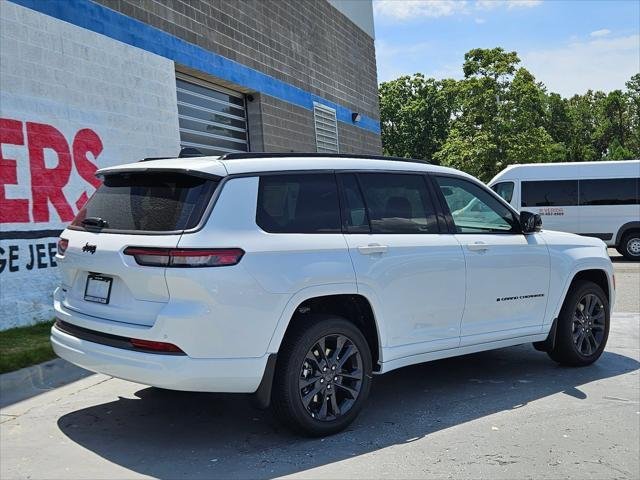 New 2026 Bright White Clearcoat Jeep Limited image 7